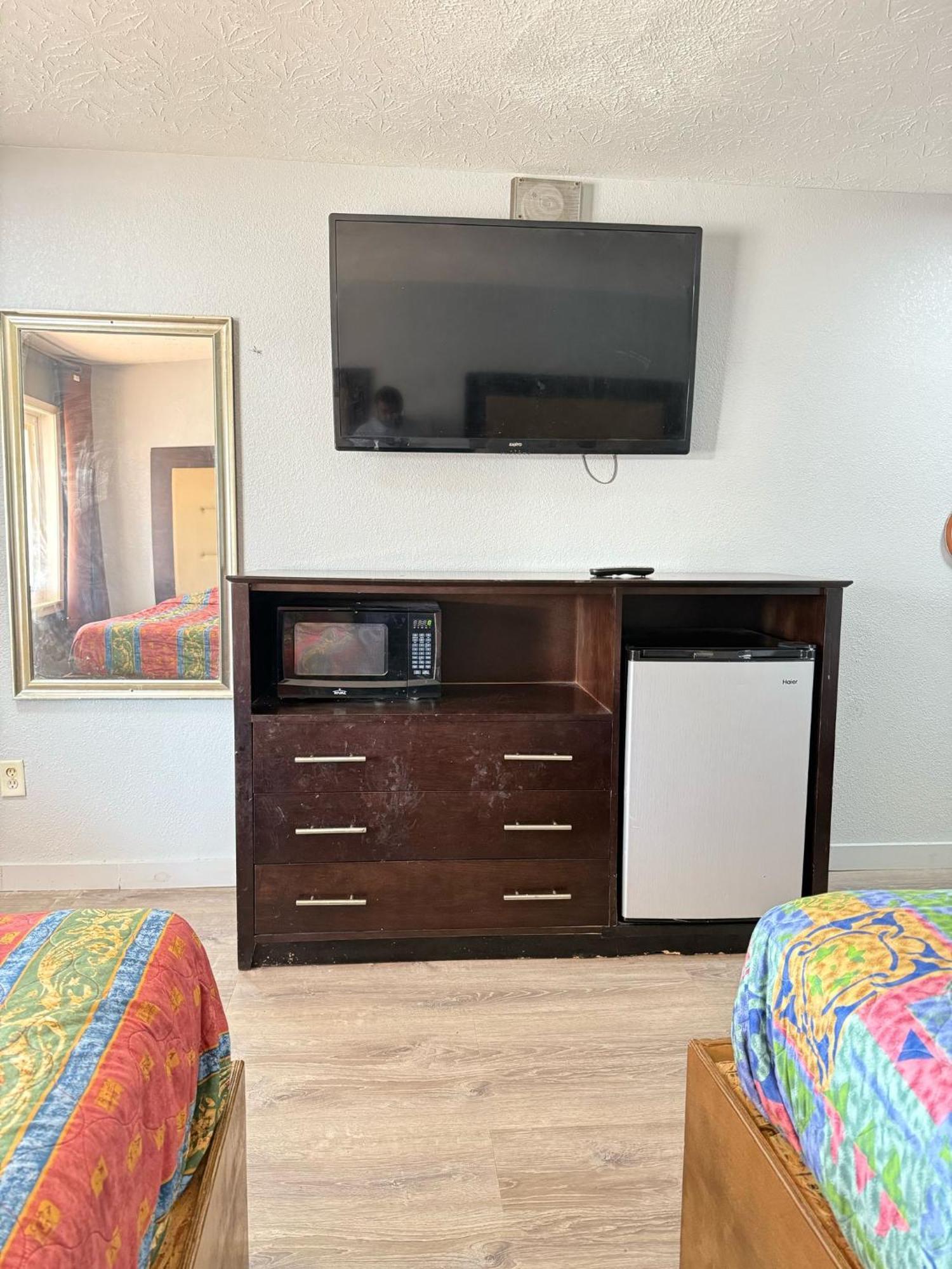 Blisspoint Inn Fka Motel 6T7 Indianapolis Buitenkant foto